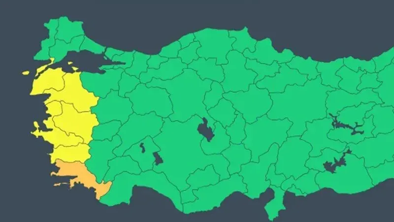 AKOM İstanbul için şiddetli yağış uyarısı yaptı! Pazartesi’ye dikkat