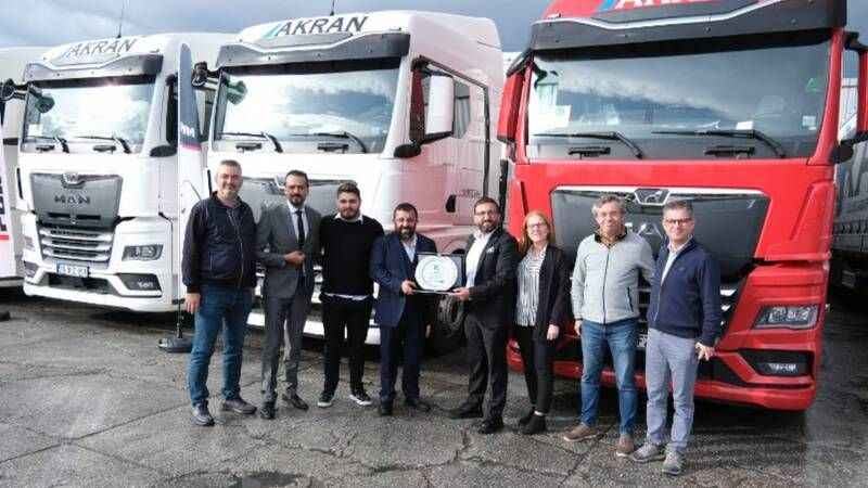 Lokman Koçaslan Otomotiv, Akran Lojistik’e 20 adet MAN TGX ile güç kattı