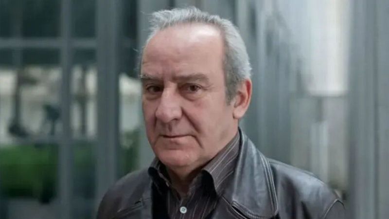 Ahmet Levendoğlu cenaze namazı kılınmadan toprağa verildi Ahmet Levendoğlu cenaze namazı kılınmadan toprağa verildi