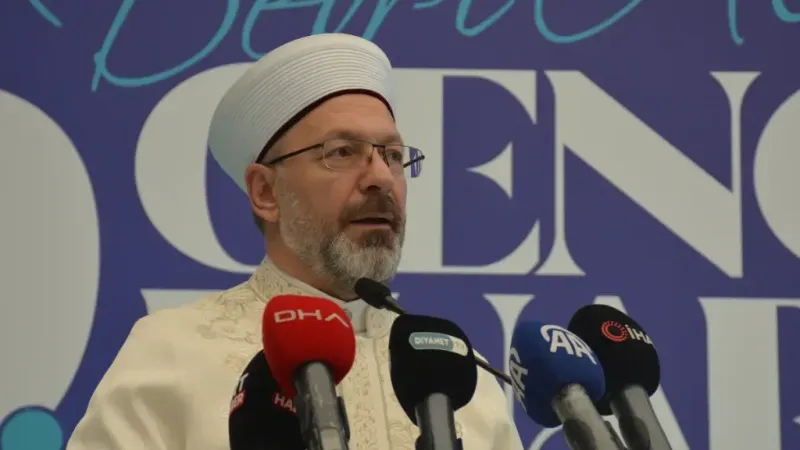 Diyanet İşleri Başkanı Erbaş: “Yeni medya mecralarında algı çoğu zaman gerçeğin önüne geçebilmekte” Diyanet İşleri Başkanı Erbaş: “Yeni medya mecralarında algı çoğu zaman gerçeğin önüne geçebilmekte”