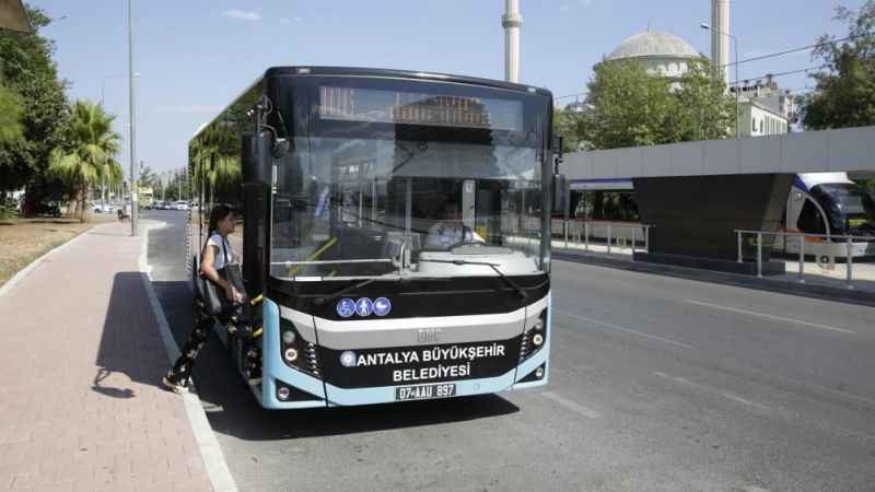 Büyükşehire ait resmi toplu ulaşım araçları 1 Mayıs’ta ücretsiz