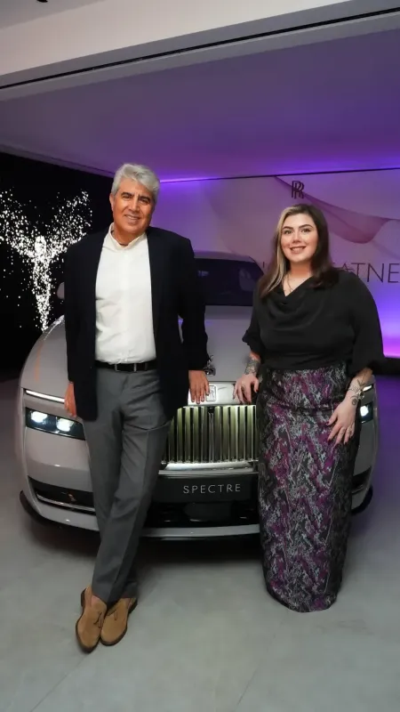 İlk tam elektrikli Coupe Rolls-Royce Spectre Türkiye’ye geldi İlk tam elektrikli Coupe Rolls-Royce Spectre Türkiye’ye geldi