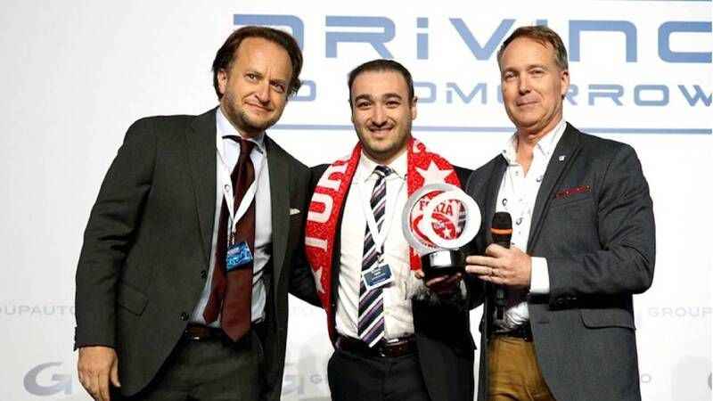 Autonetwork’e 7 bin 400 servis arasından büyük ödül Autonetwork’e 7 bin 400 servis arasından büyük ödül