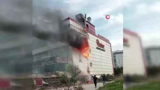 AVM sektöründe dev satış