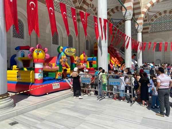 Üsküdar'da Kur’an Kursu öğrencileri kapanış etkinliğinde doyasıya eğlendi