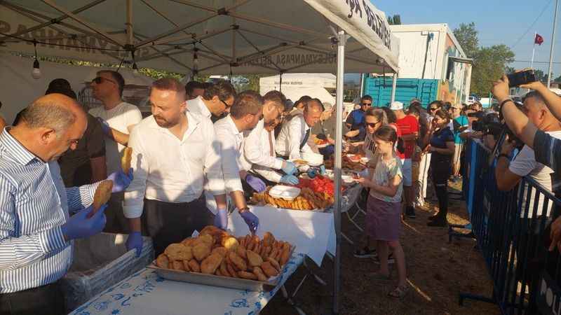 Bu da karpuz yeme kuyruğu Bu da karpuz yeme kuyruğu