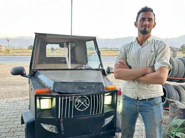 Mercedes alamayınca kendi arabasını yaptı Mercedes alamayınca kendi arabasını yaptı