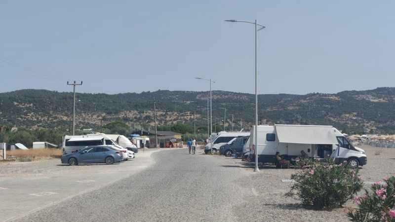 Assos’ta karavanlar tepkilere neden oldu
