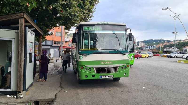 Alaplı'da halk otobüslerine zam geldi