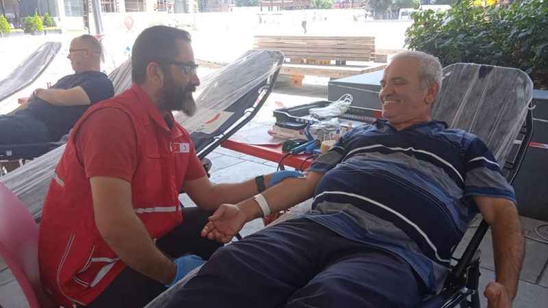 Dünya rekortmeni kan bağışçısı Dünya rekortmeni kan bağışçısı