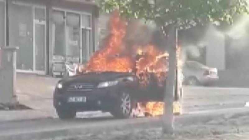 Uzmanlardan aşırı sıcak havalarda araç yangınlarına karşı uyarı