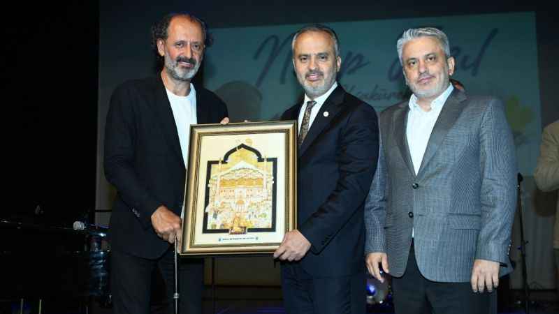 Üstat Necip Fazıl, Bursa'da şiirleriyle anıldı Üstat Necip Fazıl, Bursa'da şiirleriyle anıldı