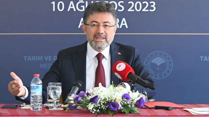 Bakan Yumaklı: “Girdi maliyetlerini düşürmek en önemli gündem maddelerimiz arasında” Bakan Yumaklı: “Girdi maliyetlerini düşürmek en önemli gündem maddelerimiz arasında”