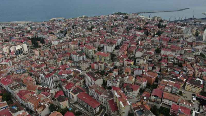 Emlakçılardan ev sahiplerine üniversite öğrencileri için 'merhamet' çağrısı Emlakçılardan ev sahiplerine üniversite öğrencileri için 'merhamet' çağrısı