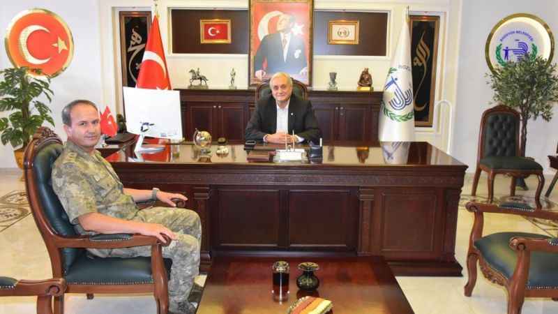 Bakkalcıoğlu, Garnizon Komutanı Yılmaz ve Kaymakam Altay ile bir araya geldi Bakkalcıoğlu, Garnizon Komutanı Yılmaz ve Kaymakam Altay ile bir araya geldi