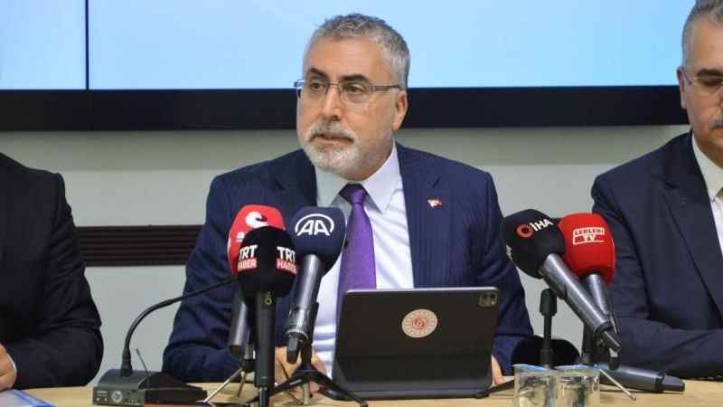Bakan Işıkhan: “6 Şubat’taki depremlerden zarar gören illerimize bugüne kadar 8,5 milyar TL destek verdik” Bakan Işıkhan: “6 Şubat’taki depremlerden zarar gören illerimize bugüne kadar 8,5 milyar TL destek verdik”