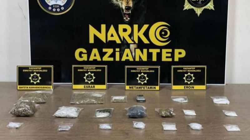 Gaziantep'te 25 kök kenevir ele geçirildi Gaziantep'te 25 kök kenevir ele geçirildi