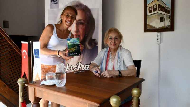 Usta yazar İnci Aral okurlarıyla buluştu