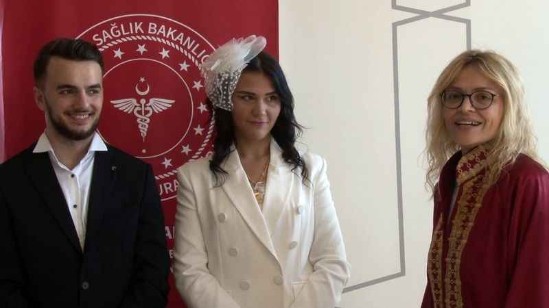 Damat taburcu olamadı, nikah hastanede kıyıldı Damat taburcu olamadı, nikah hastanede kıyıldı