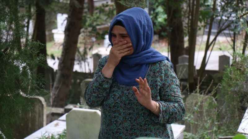 Acıları dün gibi taze: "Kardeşim benim kucağımda can verdi" Acıları dün gibi taze: "Kardeşim benim kucağımda can verdi"