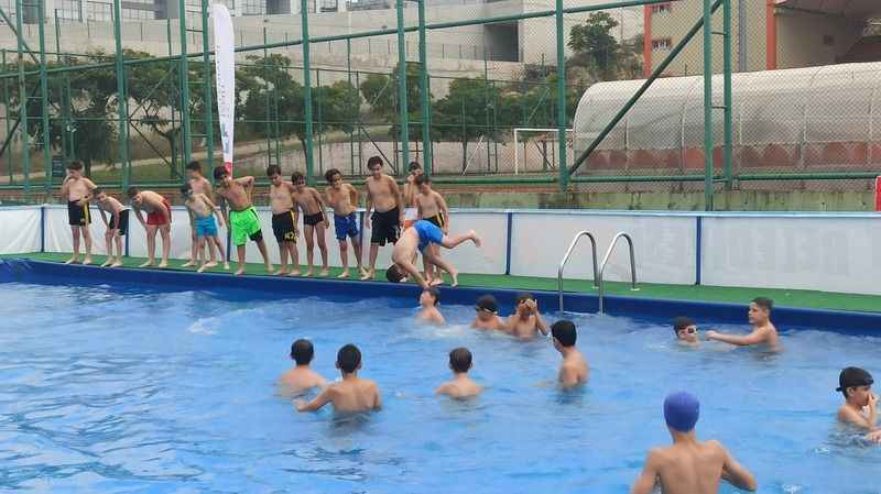 Denize gidemeyen çocuklar için portatif havuz