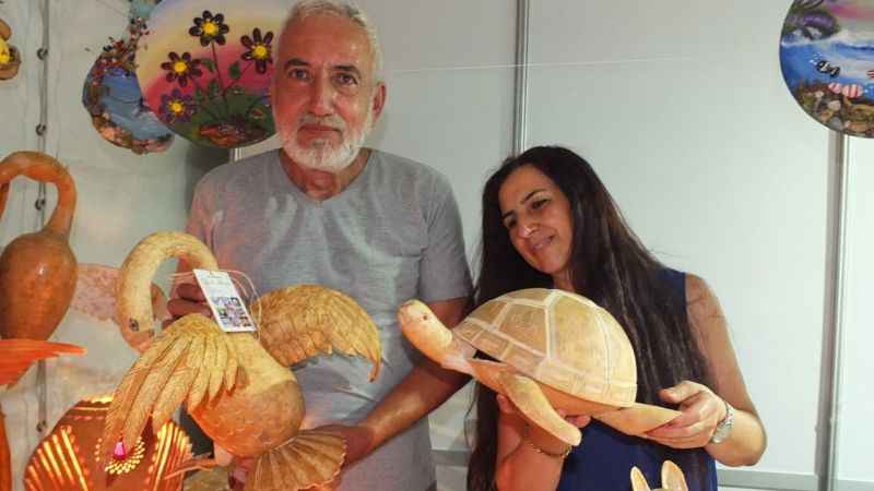 Su kabaklarından hayvan figürleri yapıyorlar