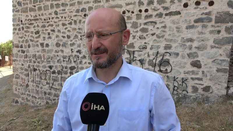 Anadolu'nun en büyük 2. kalesinde çirkin görüntüler Anadolu'nun en büyük 2. kalesinde çirkin görüntüler