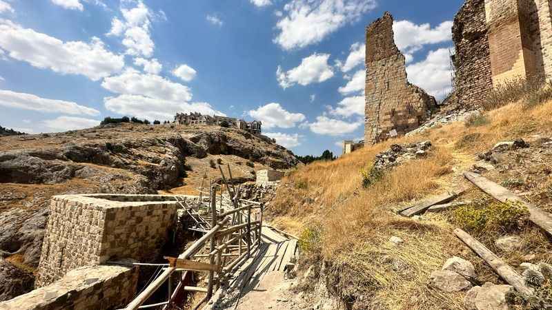 5 bin yıllık Harput Kalesi'nde restorasyon