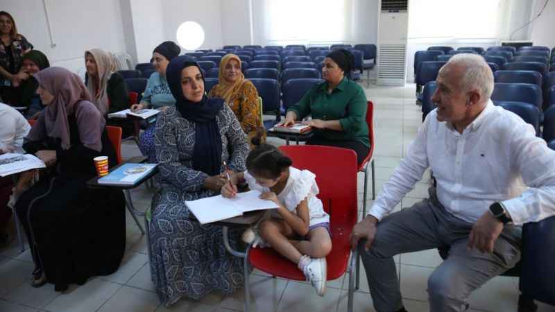 Bir annenin down sendromlu kızı için fedakarlığı