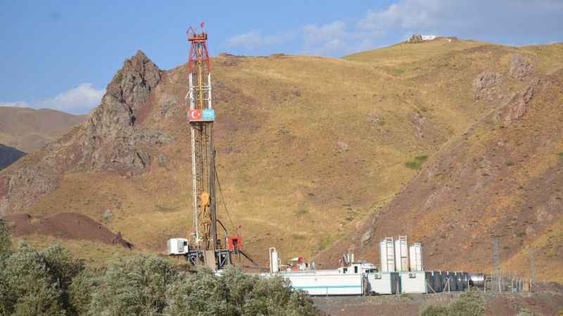 Gabar ve Cudi Dağlarından sonra Kato Dağı ve Faraşin Yaylası'nda petrol arama çalışması başladı
