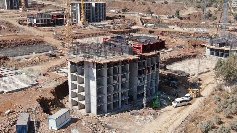 Baykar'ın deprem konutları yükseliyor Baykar'ın deprem konutları yükseliyor