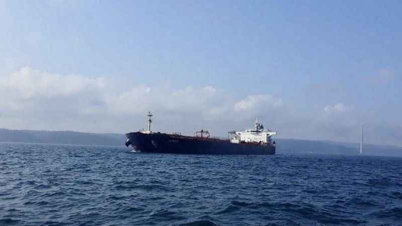 Sarıyer açıklarında petrol tankeri arızası nedeniyle gemi trafiği askıya alındı Sarıyer açıklarında petrol tankeri arızası nedeniyle gemi trafiği askıya alındı