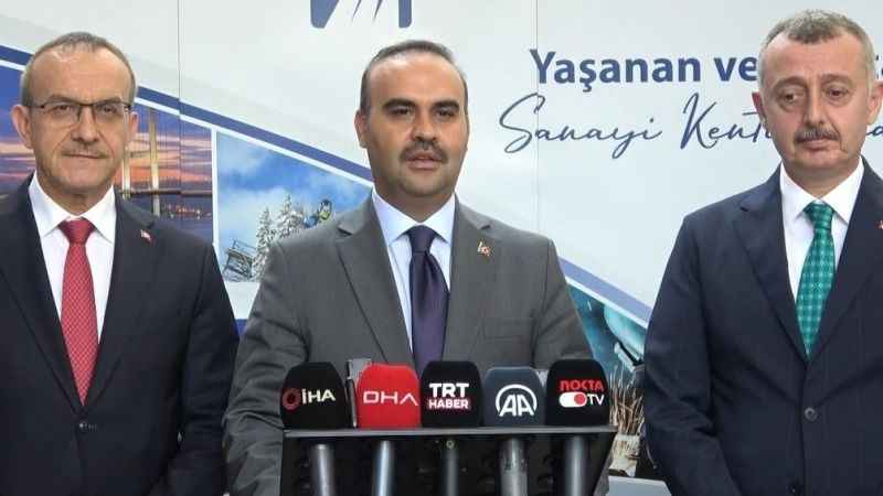 Bakan Kacır: “Türkiye'nin gerçekleştirdiği 30 milyar dolara yakın otomotiv ihracatının yüzde 25’ini tek başına Kocaeli gerçekleştirdi”