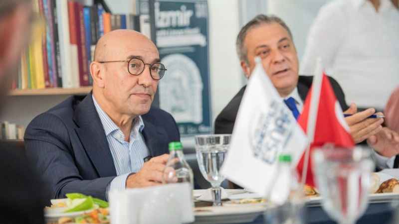 Başkan Soyer'den "Kemeraltı anayasası" önerisi