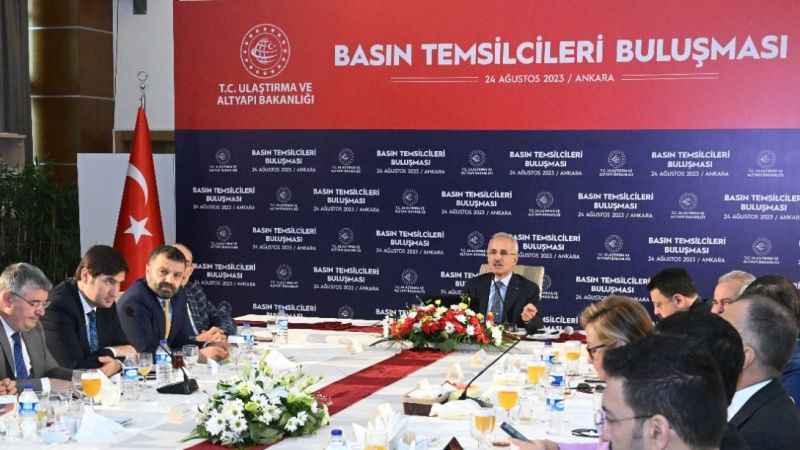 Bakan Uraloğlu: “Hatay Havalimanı'nı yeniden yapacağız” Bakan Uraloğlu: “Hatay Havalimanı'nı yeniden yapacağız”