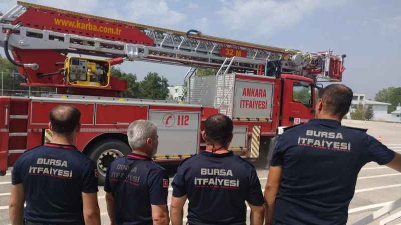 İtfaiyecilere ileri sürüş teknikleri eğitimi İtfaiyecilere ileri sürüş teknikleri eğitimi