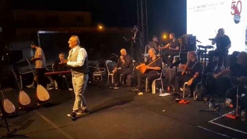 Yavuz Bingöl Malazgirt’te konser verdi