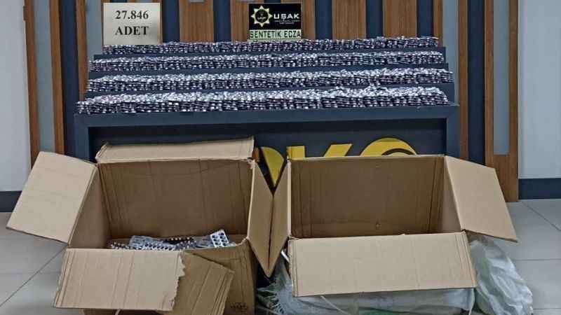 Uşak’ta 27 bin 846 sentetik ecza ele geçirildi