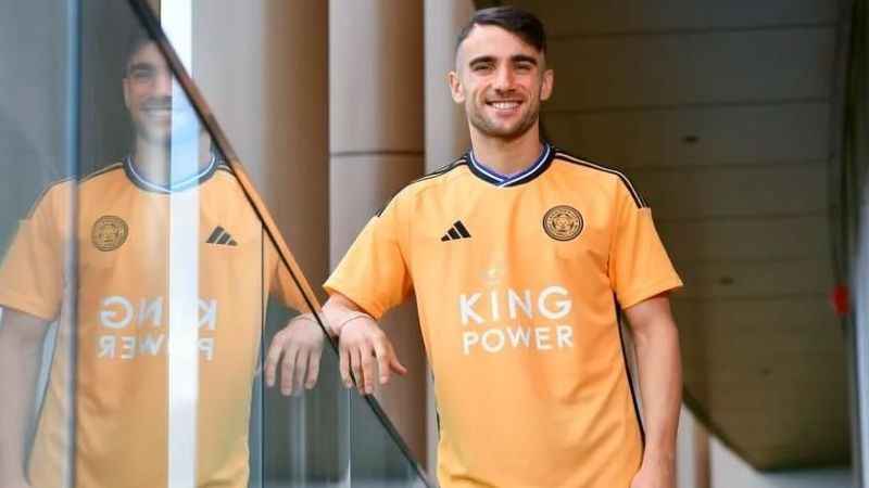 Yunus Akgün, Leicester City'de