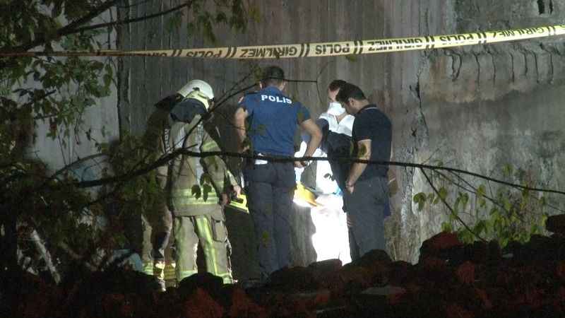 Bağcılar’da su kuyusunda erkek cesedi bulundu Bağcılar’da su kuyusunda erkek cesedi bulundu