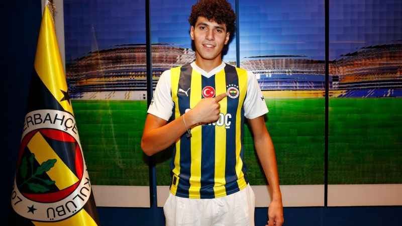 Fenerbahçe, Omar Fayed'in lisansını çıkarttı Fenerbahçe, Omar Fayed'in lisansını çıkarttı