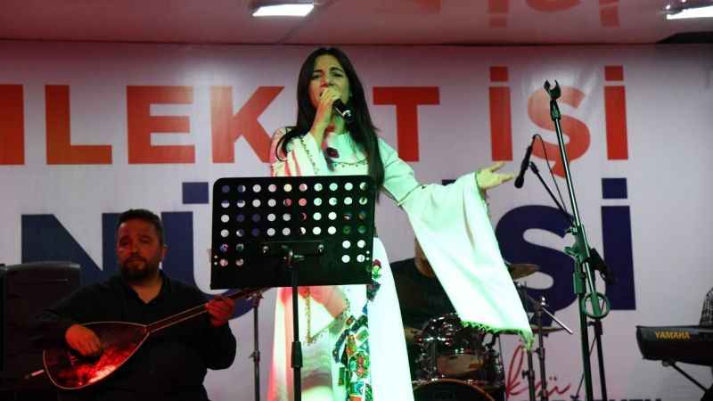 Isparta’da Yörükler şehir merkezine indi Isparta’da Yörükler şehir merkezine indi