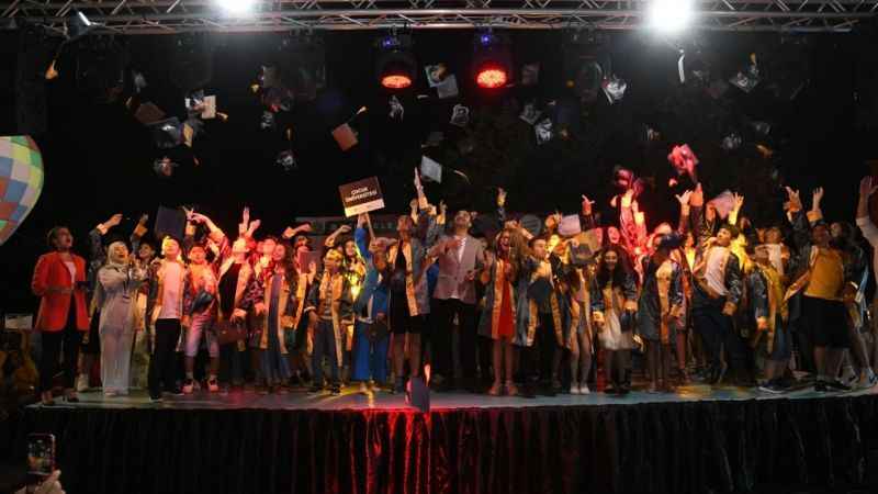 30 Ağustos Zafer Bayramı gençlik festivali ile kutlandı 30 Ağustos Zafer Bayramı gençlik festivali ile kutlandı