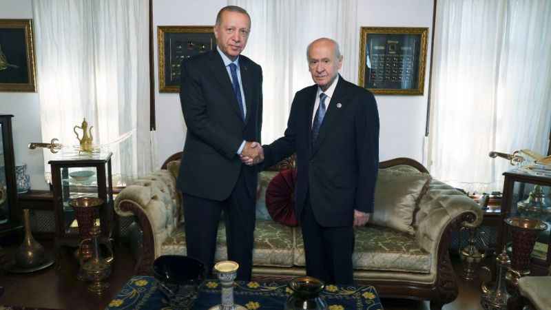 Cumhurbaşkanı Erdoğan, MHP Genel Başkanı Bahçeli ile görüştü Cumhurbaşkanı Erdoğan, MHP Genel Başkanı Bahçeli ile görüştü
