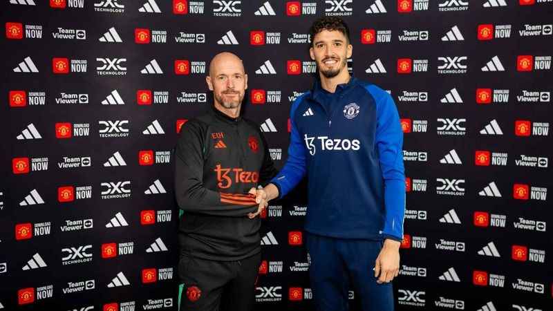 Altay Bayındır, resmen Manchester United'da