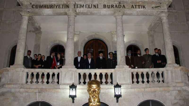 Atatürk’ün Sivas’a gelişi canlandırıldı Atatürk’ün Sivas’a gelişi canlandırıldı