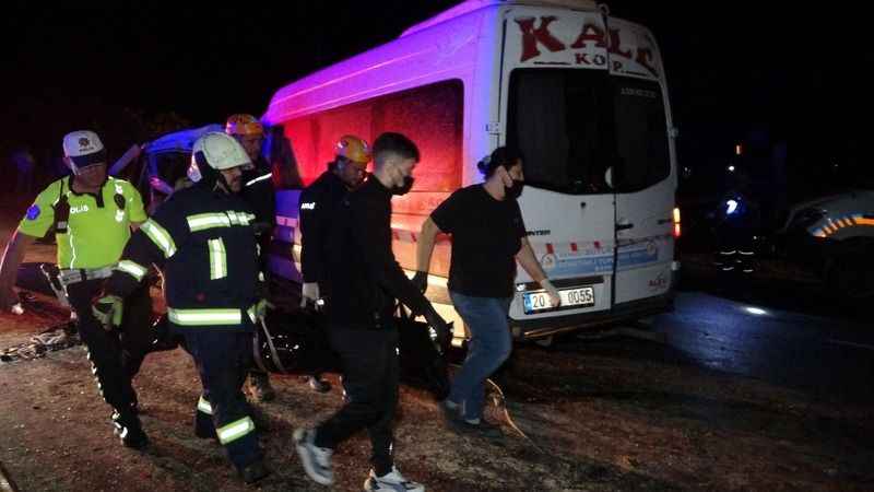 Katliam gibi kazada anne baba ve ikizler hayatını kaybetti Katliam gibi kazada anne baba ve ikizler hayatını kaybetti