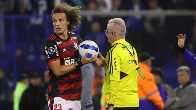 Beşiktaş’ta rota David Luiz’e çevrildi Beşiktaş’ta rota David Luiz’e çevrildi