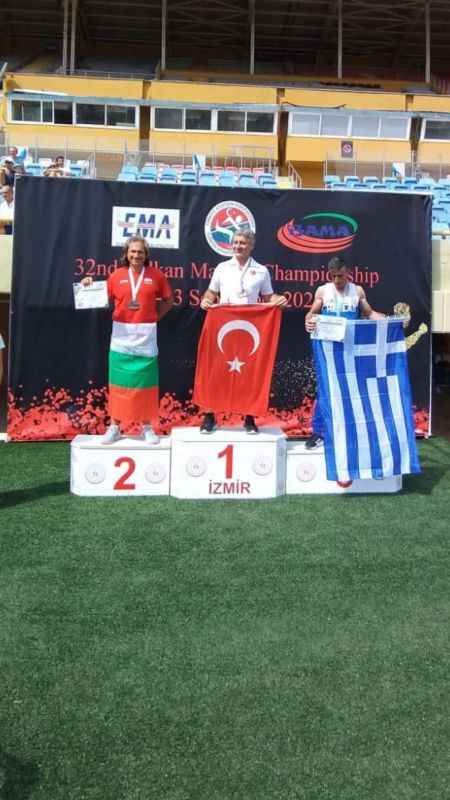 56 yaşındaki Eskişehirli sporcudan 3 altın madalya