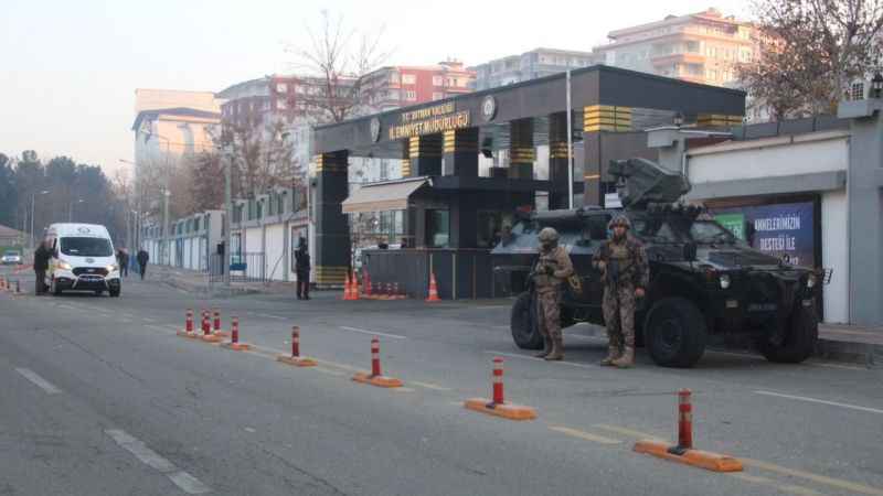 PKK’dan kaçan 1 terörist teslim oldu